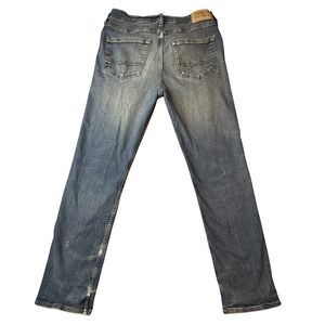 Signature Levi Strauss Jeans Mens 33x32 Straight Leg Distressed Blue Denim Pants